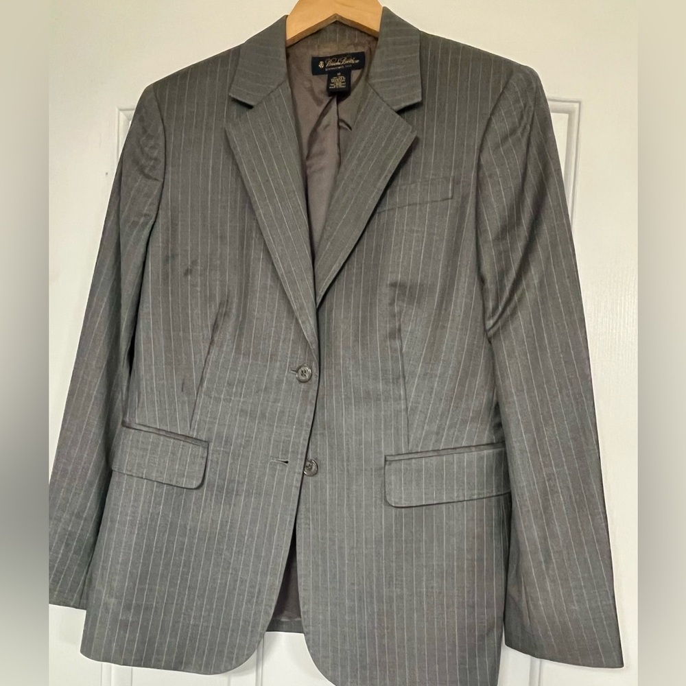 Womens Brooks Brothers Gray Wool Pant Suit Size 12 Size 10